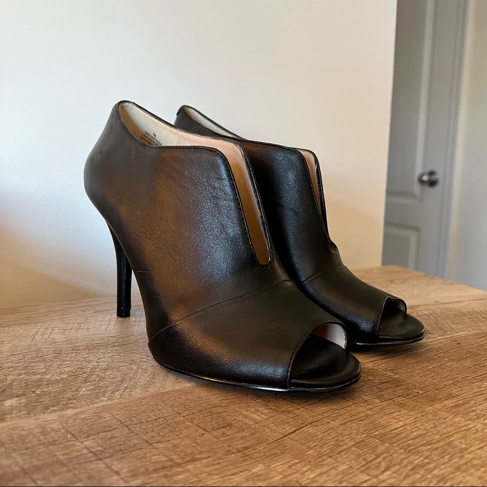 Nine West leather booties